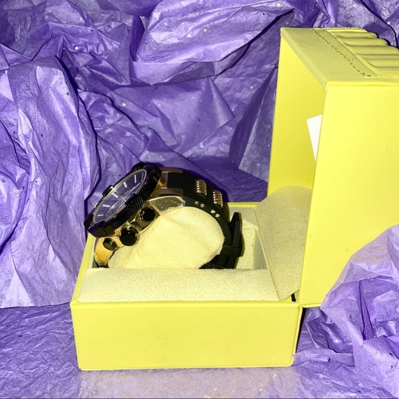 Name Brand: Invicta Watch - Color: Black & Gold - Picture 2 of 5